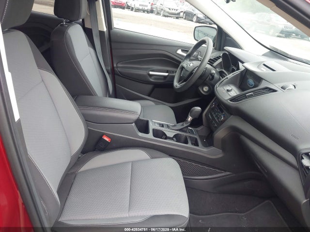 1FMCU9G94HUD33912 Ford 2017