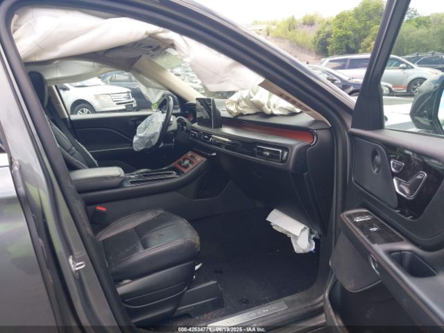 2021 LINCOLN AVIATOR 5LM5J7XC3MGL06451 Photo 4