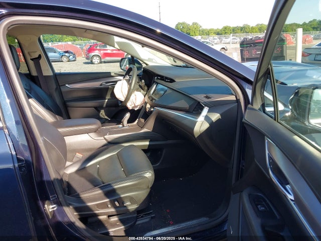 2017 CADILLAC XT5 1GYKNCRS0HZ240604 Photo 4