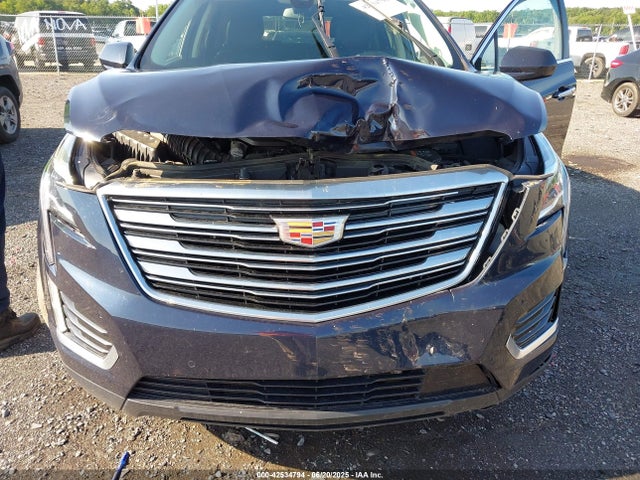 2017 CADILLAC XT5 1GYKNCRS0HZ240604 Photo 5