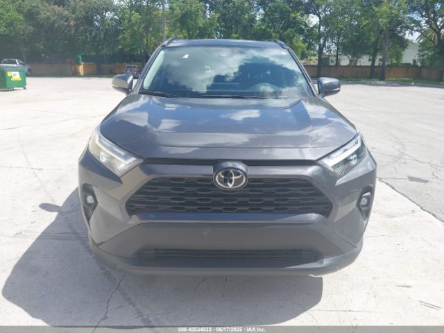 2T3C1RFV8PC227493 Toyota Rav4 Xle Premium