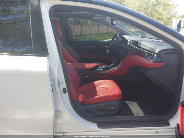 4T1B61HK6KU162080 Toyota CAMRY XSE