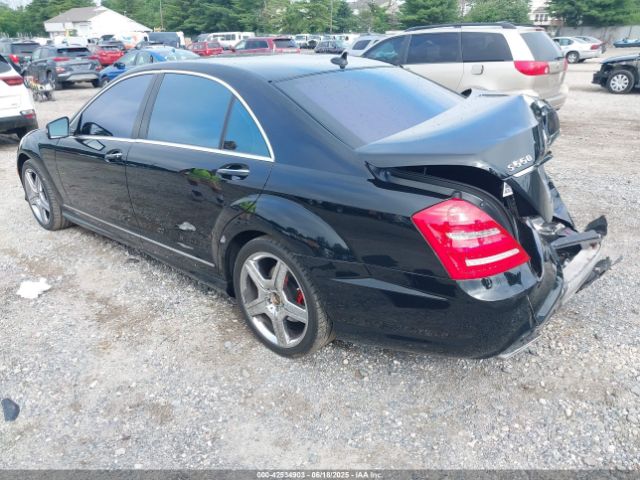 2011 MERCEDES-BENZ S 550 WDDNG7BB5BA395997 Photo 2