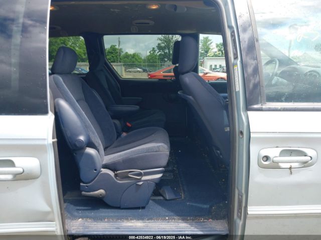 2001 CHRYSLER TOWN & COUNTRY 2C8GP443X1R265908 Photo 7