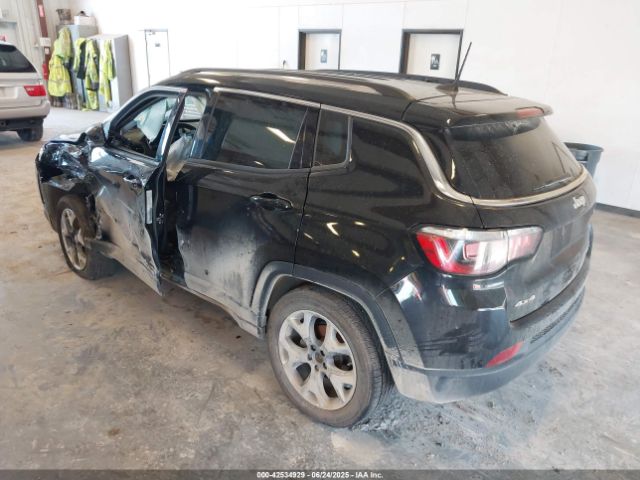2018 JEEP COMPASS 3C4NJDCBXJT349081 Photo 2