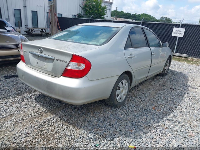 42535073 :رقم المزاد ، 4T1BE32K32U076989 vin ، 2002 Toyota Camry Le/xle/se مزاد بيع
