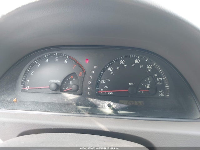 42535073 :رقم المزاد ، 4T1BE32K32U076989 vin ، 2002 Toyota Camry Le/xle/se مزاد بيع