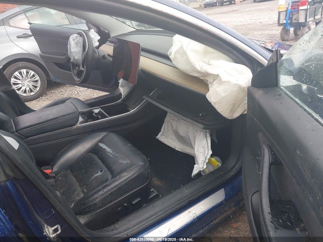 2019 TESLA MODEL 3 5YJ3E1EB6KF408280 Photo 4