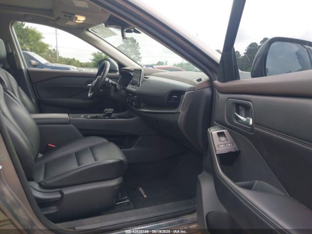 2022 NISSAN ROGUE 5N1BT3BA9NC677041 Photo 4