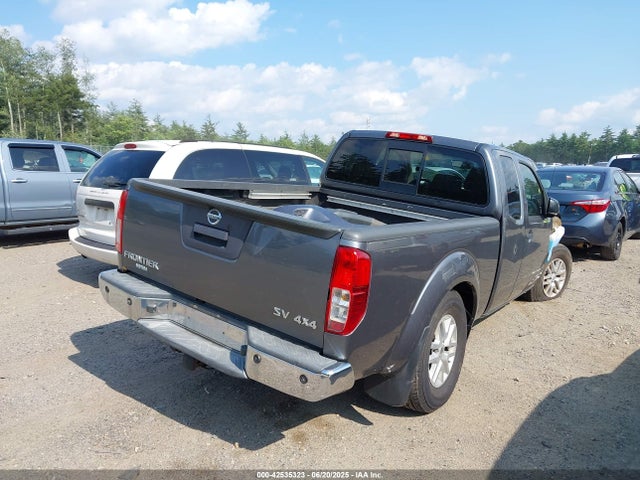 1N6AD0CW9JN702134 Nissan 2018