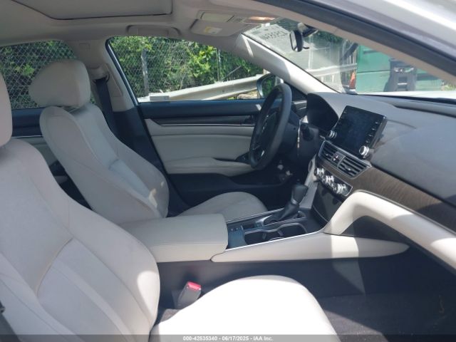 2018 HONDA ACCORD 1HGCV1F4XJA185542 Photo 4