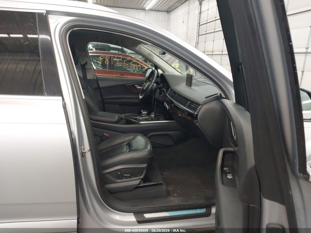 2018 AUDI Q7 WA1LAAF77JD052802 Photo 4