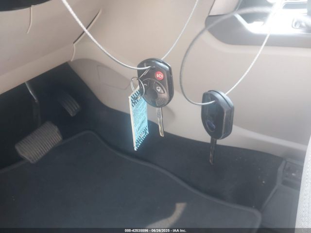 2017 FORD ESCAPE 1FMCU0GD1HUD49436 Photo 10