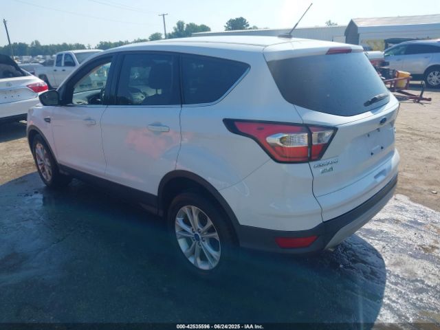 2017 FORD ESCAPE 1FMCU0GD1HUD49436 Photo 2