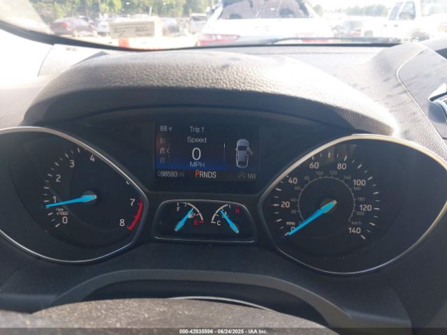 2017 FORD ESCAPE 1FMCU0GD1HUD49436 Photo 6