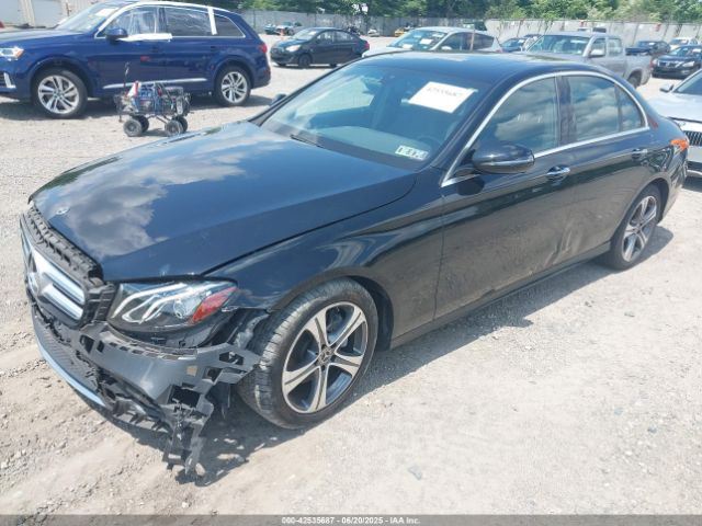 2018 MERCEDES-BENZ E 300 WDDZF4KB0JA394337 Photo 1