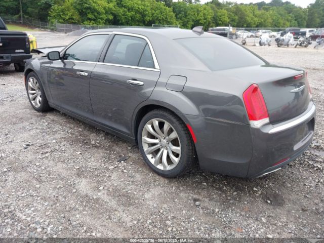 2017 CHRYSLER 300C 2C3CCAEG1HH570228 Photo 2