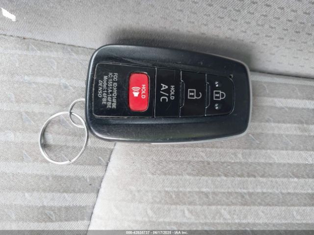 JTDKARFP8H3057054 Toyota Prius Prime Plus