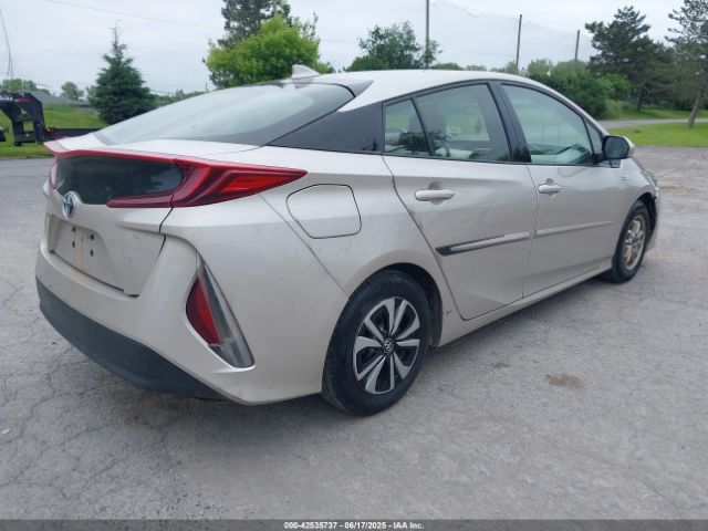JTDKARFP8H3057054 Toyota Prius Prime Plus