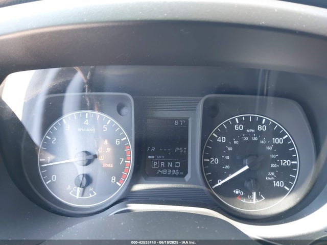 1N6AA1EK4HN505570 Nissan 2017