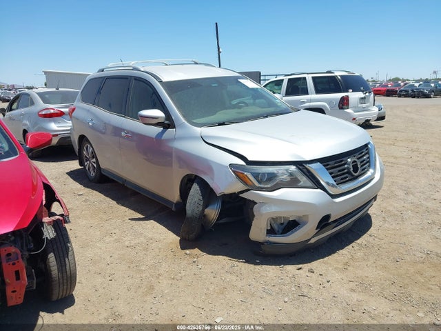 Nissan 2018 2018 5N1DR2MN4JC667304 Image 1