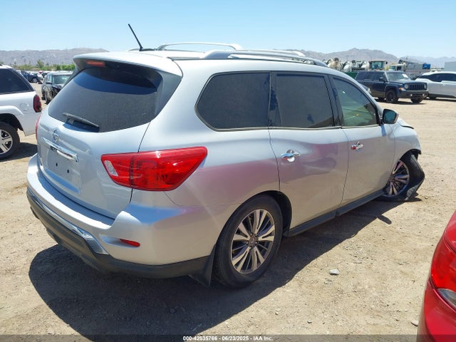 Nissan 2018 2018 5N1DR2MN4JC667304 Image 4