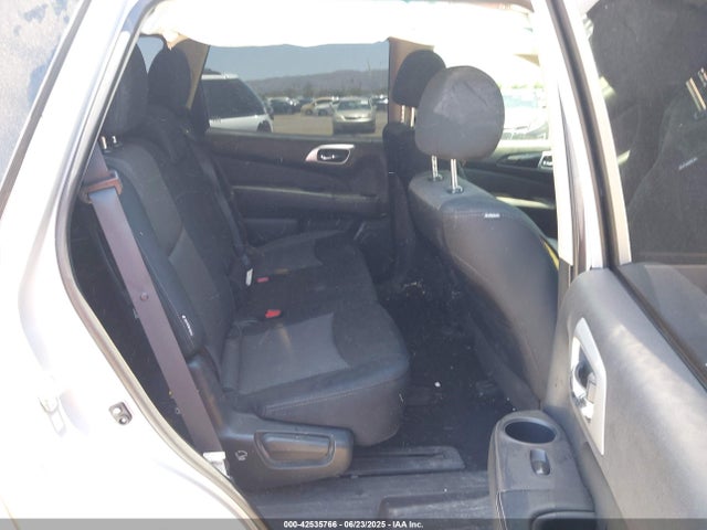 Nissan 2018 2018 5N1DR2MN4JC667304 Image 8