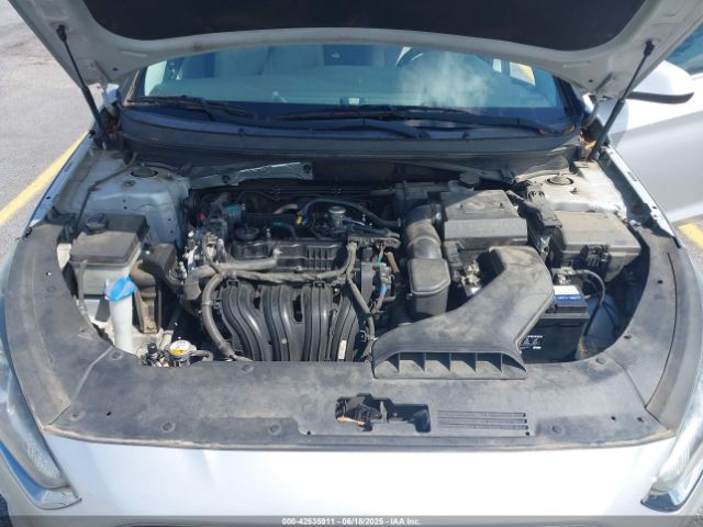 2019 HYUNDAI SONATA 5NPE24AF2KH768613 Photo 9