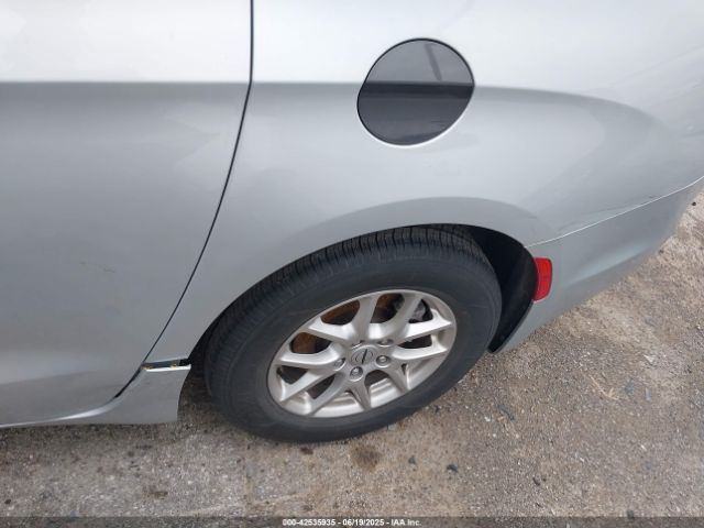 2024 CHRYSLER PACIFICA 2C4RC1BG9RR128397 Photo 5