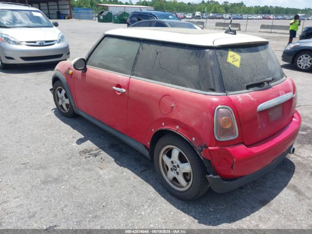 2007 MINI COOPER WMWMF33537TT53783 Photo 2