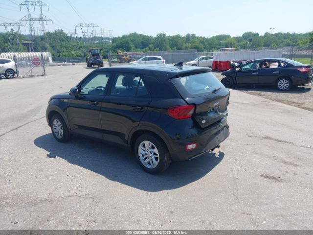 2022 HYUNDAI VENUE KMHRB8A37NU207652 Photo 2