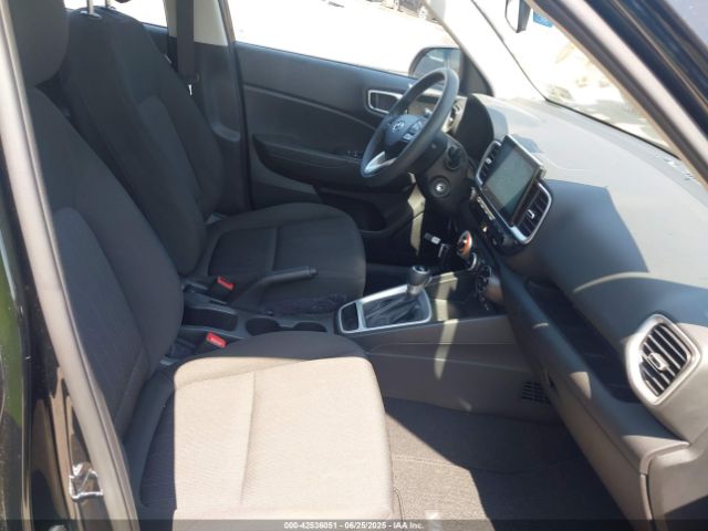 2022 HYUNDAI VENUE KMHRB8A37NU207652 Photo 4