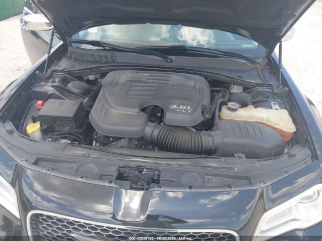 2019 CHRYSLER 300 2C3CCAEG1KH693602 Photo 9