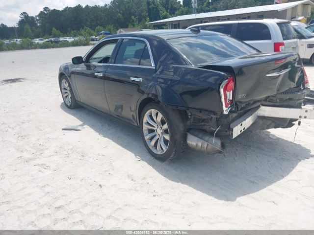 2019 CHRYSLER 300 2C3CCAEG1KH693602 Photo 2