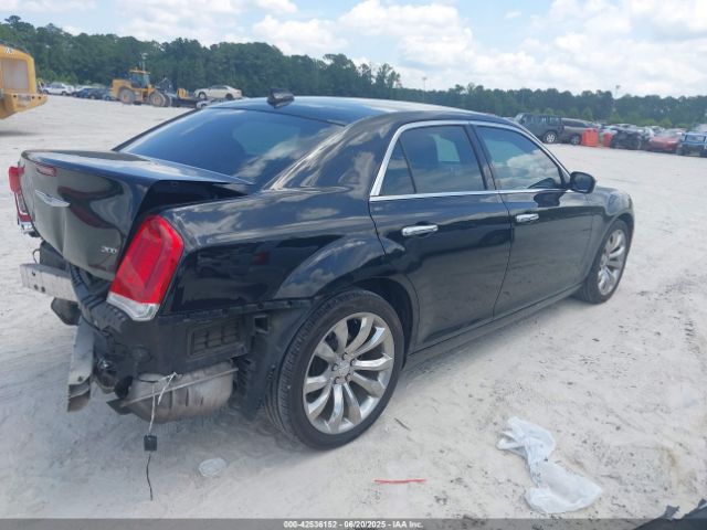 2019 CHRYSLER 300 2C3CCAEG1KH693602 Photo 3