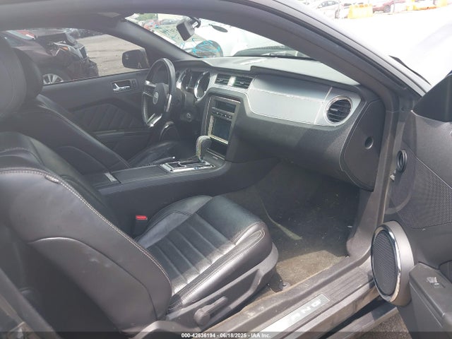 1ZVBP8AM1E5300335 Ford 2014