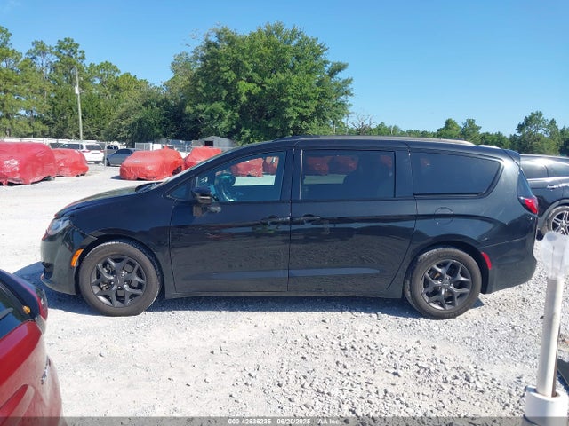 Chrysler 2020 2020 2C4RC1GG4LR121597 Image 14