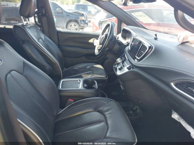 2020 CHRYSLER PACIFICA 2C4RC1GG4LR121597 Photo 4