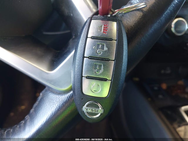 Nissan 2019 2019 JN1BJ1CP6KW527452 Image 11
