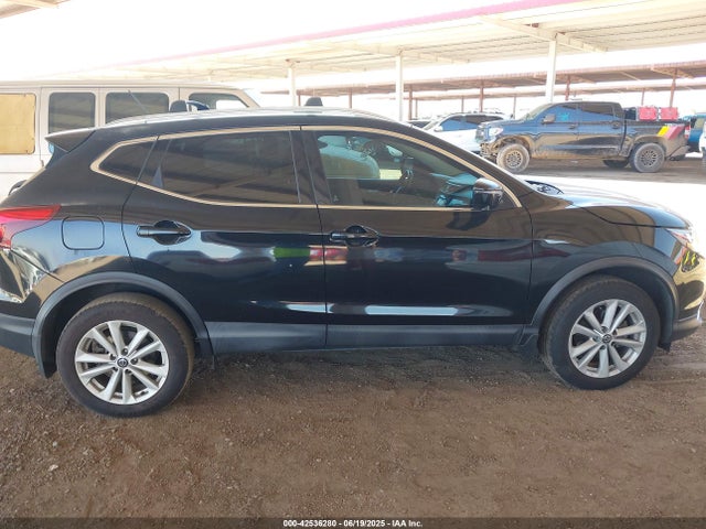 Nissan 2019 2019 JN1BJ1CP6KW527452 Image 13