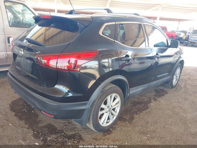 Nissan 2019 2019 JN1BJ1CP6KW527452 Image 4