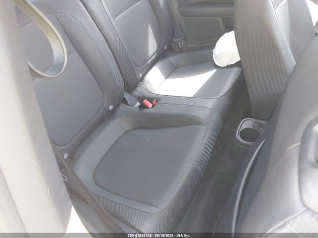 3VWJX7AT7EM631623 Volkswagen 2014