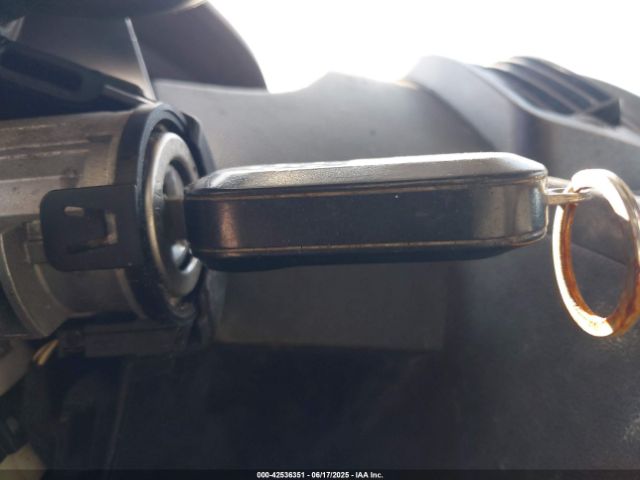 2017 RAM PROMASTER 1500 3C6TRVAG2HE523798 Photo 10