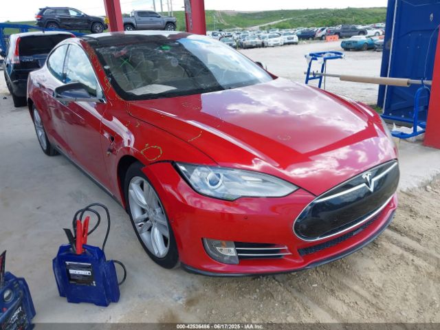 2015 TESLA MODEL S 5YJSA1H20FF093565