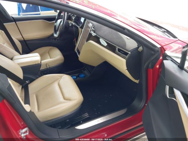 2015 TESLA MODEL S 5YJSA1H20FF093565 Photo 4