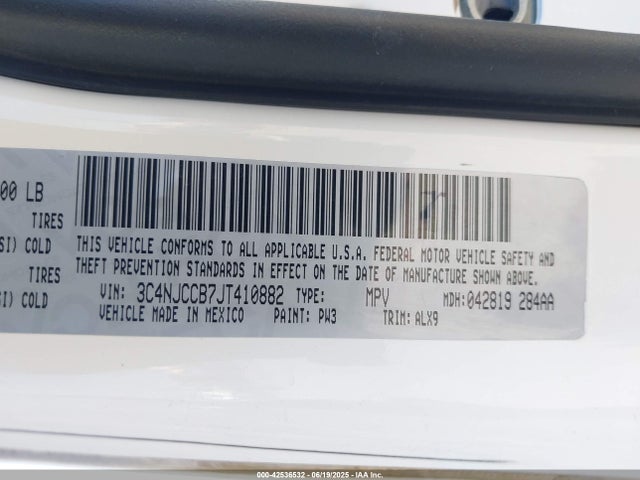 3C4NJCCB7JT410882 Jeep 2018