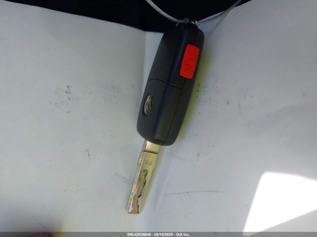 3VWL07AJ6FM302232 Volkswagen 2015