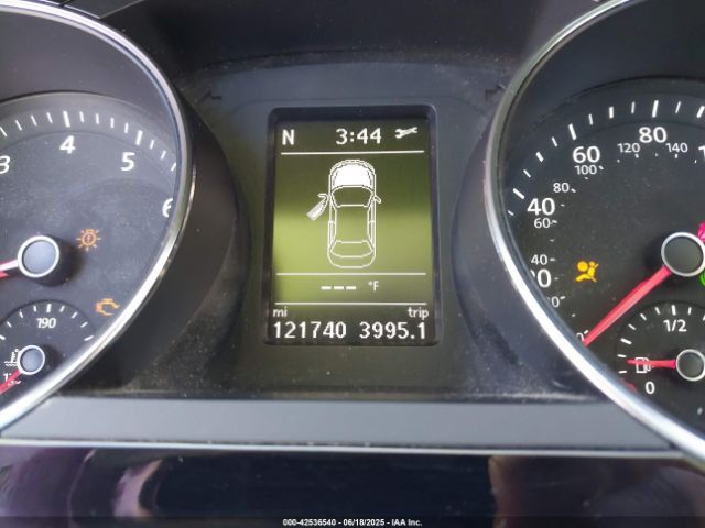 3VWL07AJ6FM302232 Volkswagen 2015