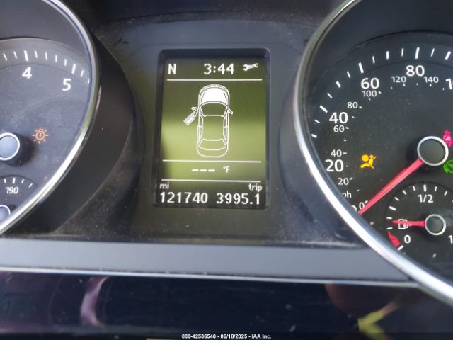 3VWL07AJ6FM302232 Volkswagen 2015