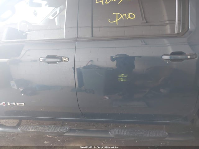 1GT19PEY9MF300902 GMC Sierra 2500hd 4wd Standard Bed At4